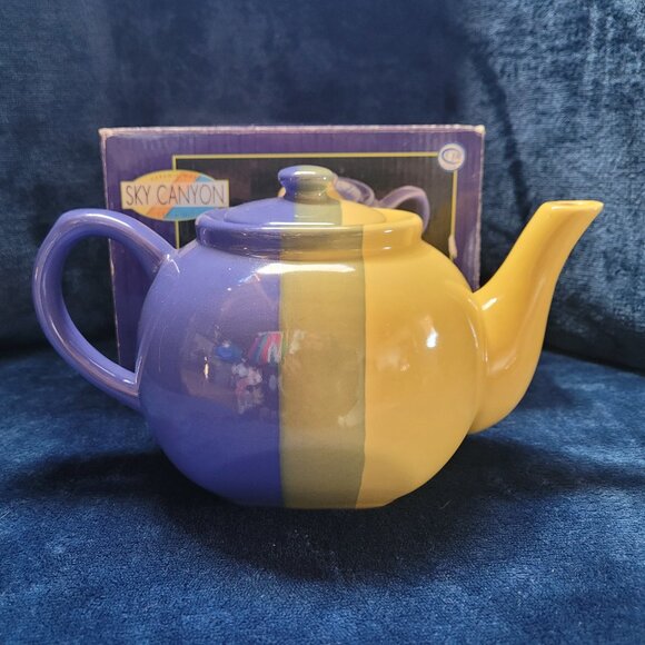 BOGO ~ Ceramic Teapot - Picture 3 of 5